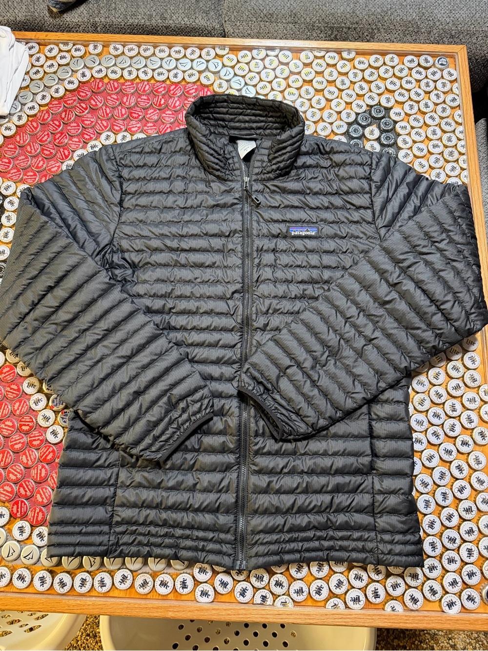 Patagonia Men's Black Down Shirt Quilted Jacket Medium M Puff Seasonal Coat